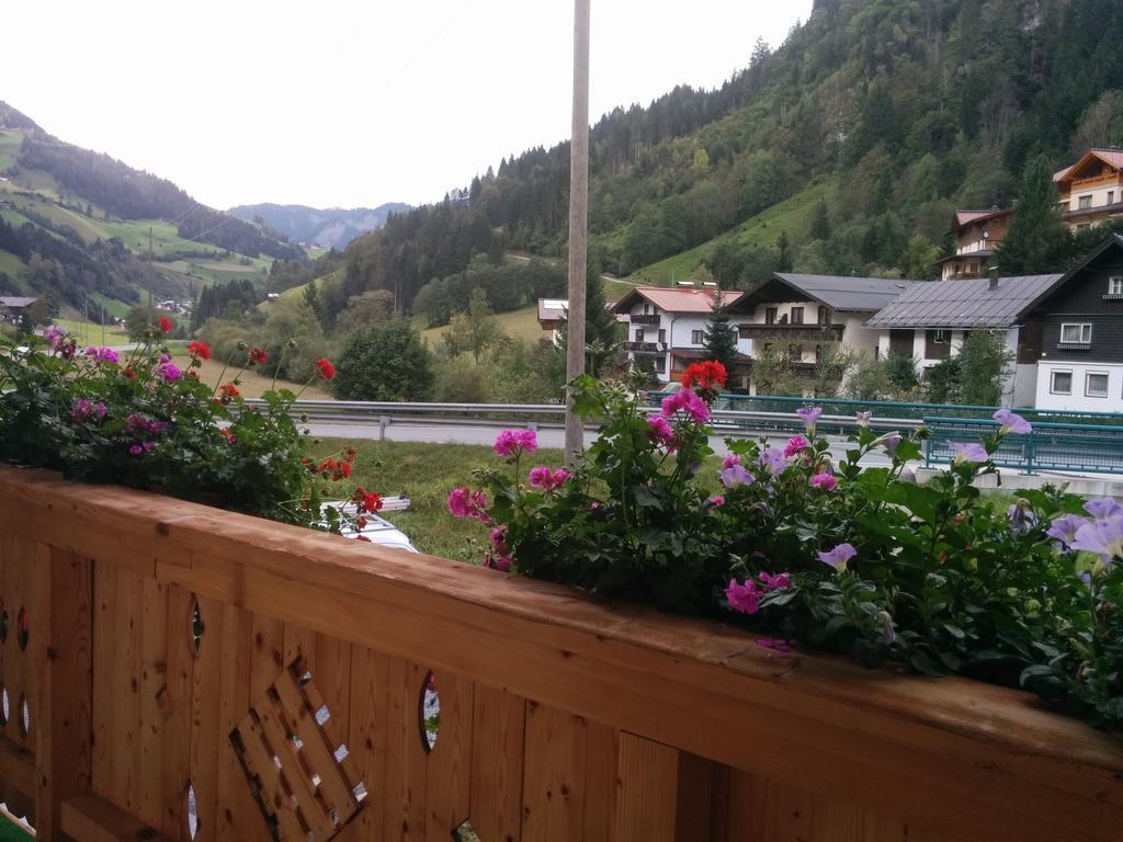 Haus Toferer Apartman Grossarl Szoba fotó