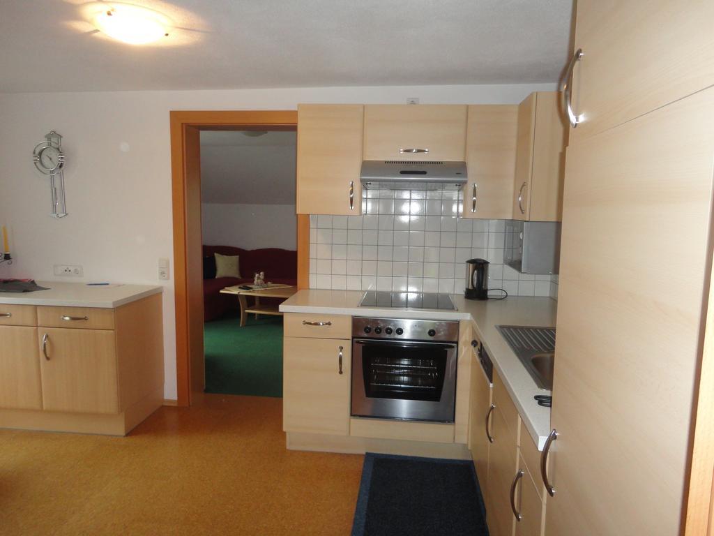 Haus Toferer Apartman Grossarl Szoba fotó