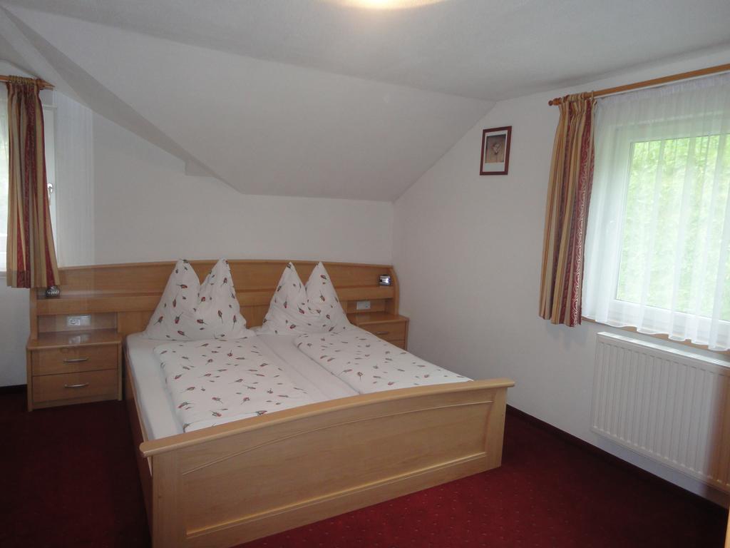 Haus Toferer Apartman Grossarl Szoba fotó